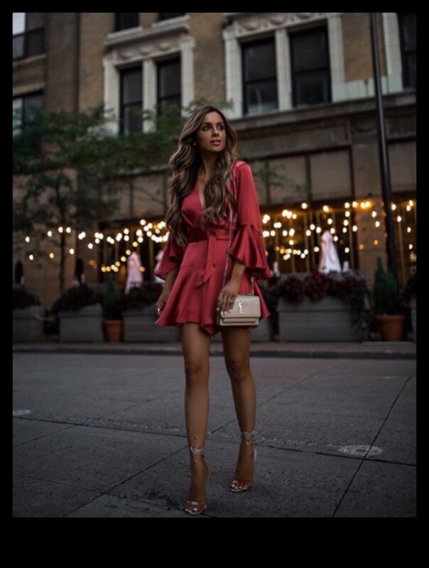 Sunset Sparkle: Κομψά καλοκαιρινά ρούχα για νυχτερινή λάμψη