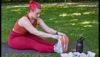 Χαλαρώστε και ανανεώστε: Δροσίστε για να βελτιώσετε τη σωματική και ψυχική ευεξία